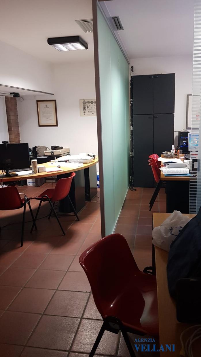 negozio in vendita a Carpi in zona Centro Storico