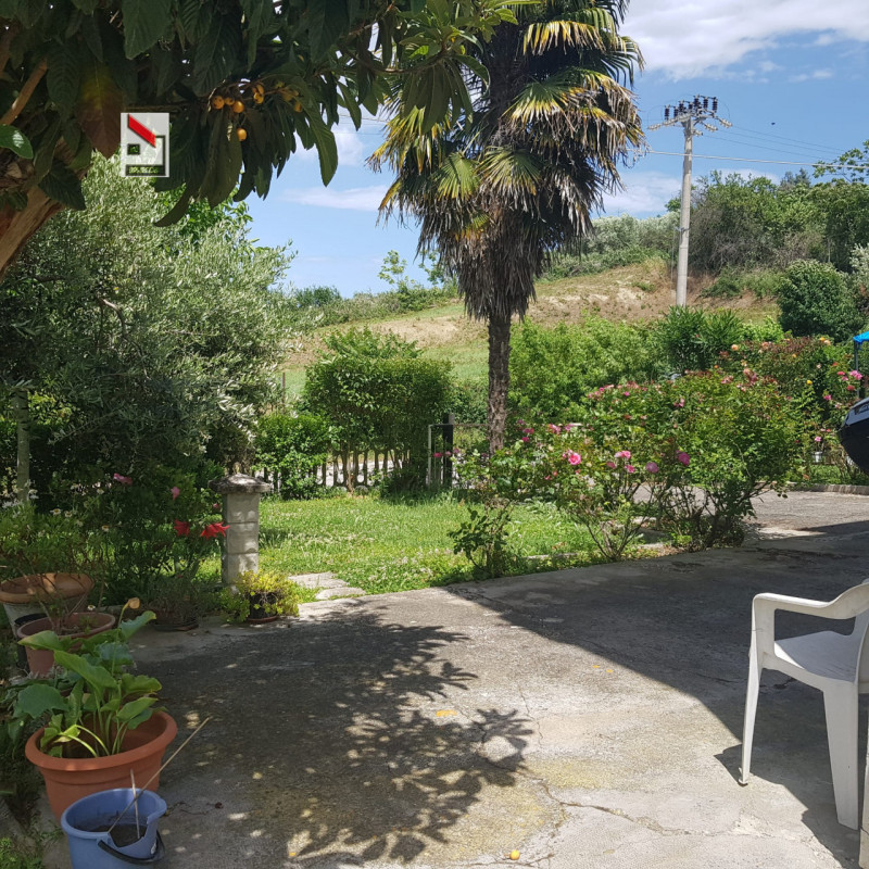 appartamento in vendita a Senigallia in zona Vallone