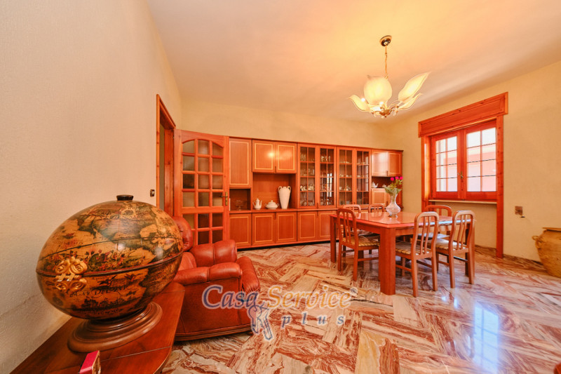 casa indipendente in vendita a Parabita