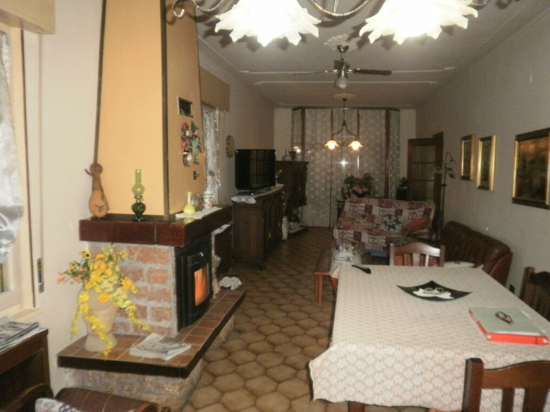 casa indipendente in vendita a Pegognaga