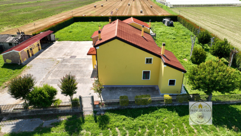 casa indipendente in vendita a Ponso