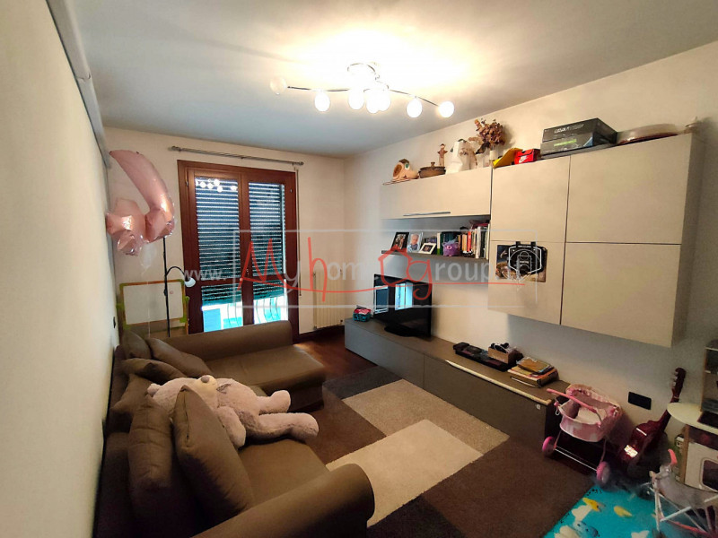 immagine annuncio 1 di 8