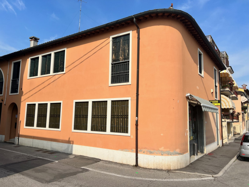 immagine annuncio 1 di 4