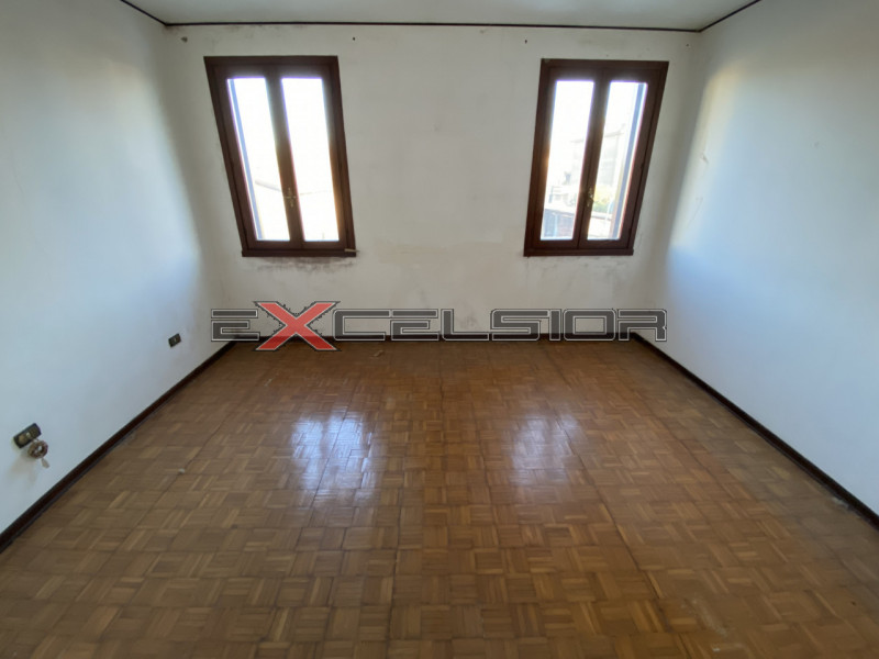 casa semindipendente in vendita a Cavarzere