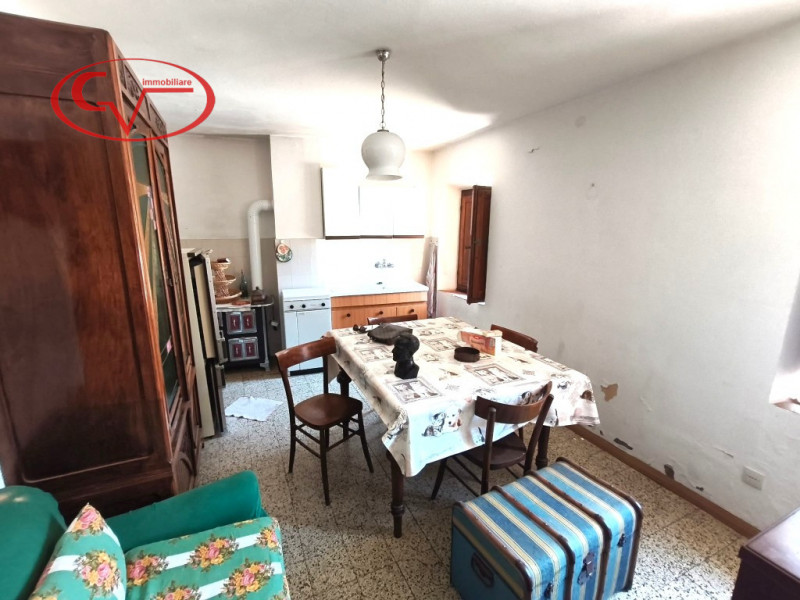 appartamento in vendita a Bucine in zona Badia Agnano
