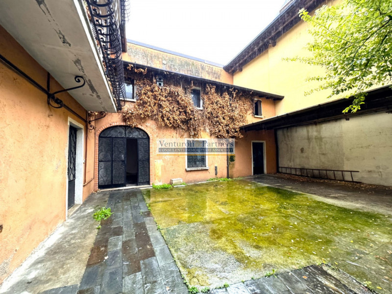 appartamento in vendita a Lonato del Garda in zona Lido