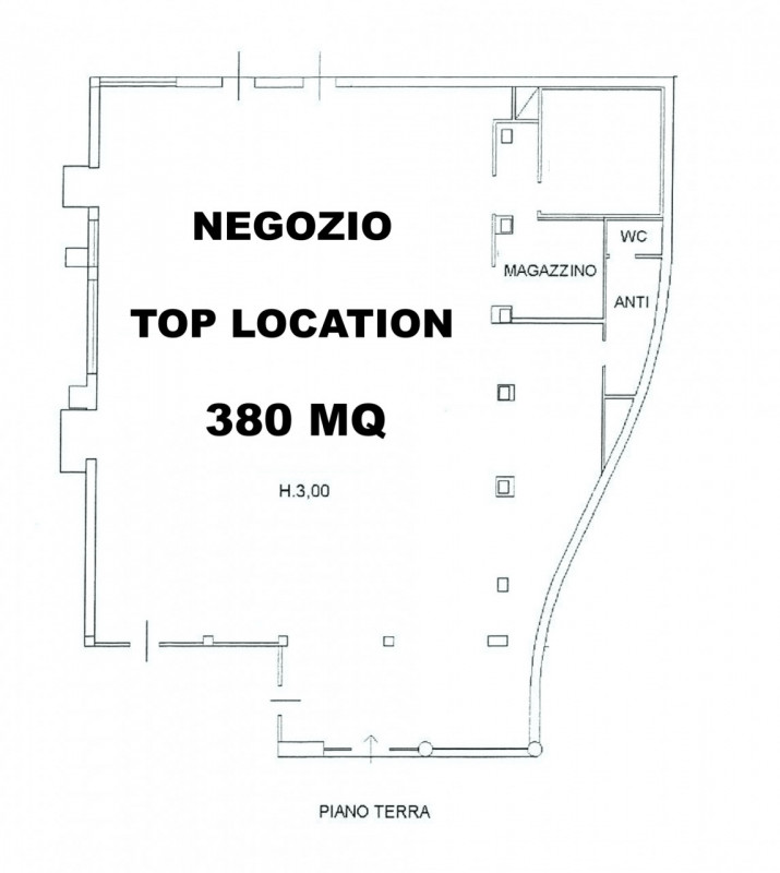 negozio in affitto a Cesena in zona Centro Storico