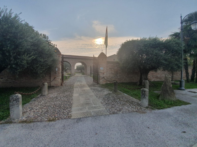 immagine annuncio 1 di 8