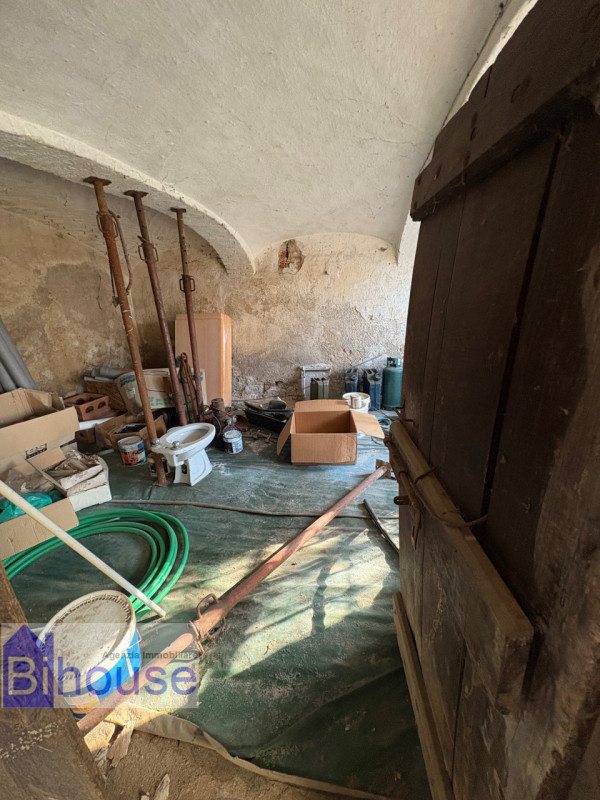 casale in vendita a Mongrando