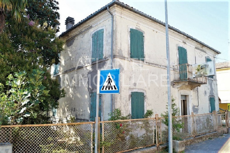 casa indipendente in vendita a Montescudo-Monte Colombo in zona Taverna