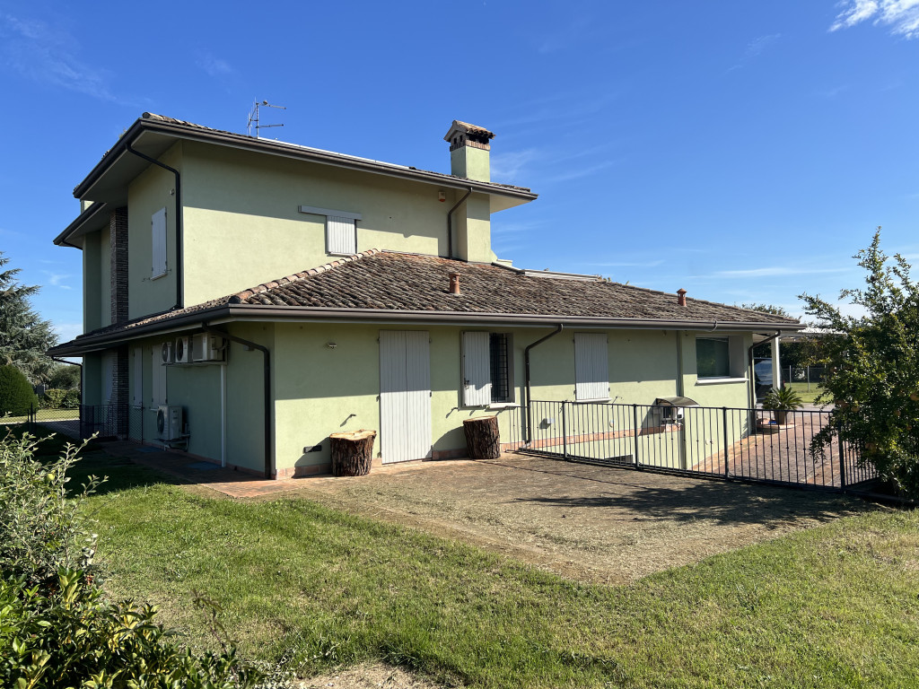 casa indipendente in vendita a Santarcangelo di Romagna