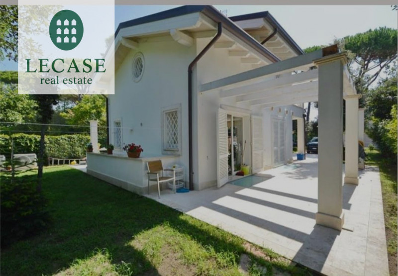 casa indipendente in vendita a Forte dei Marmi