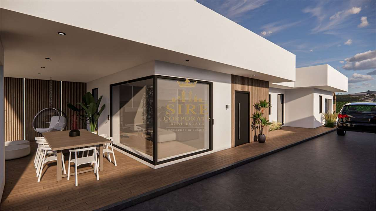 casa indipendente in vendita a Trani in zona Capirro