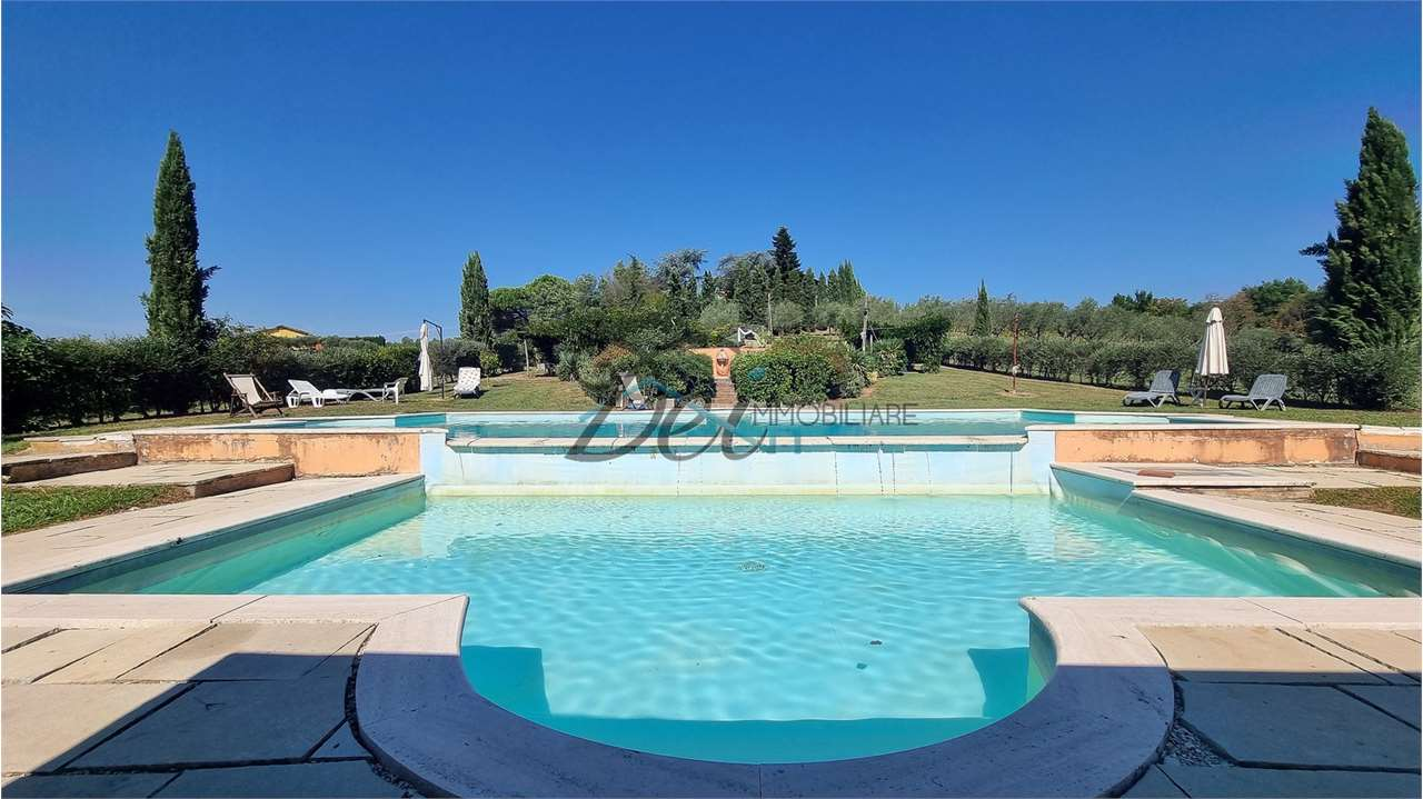 azienda agricola in vendita a Montecarlo