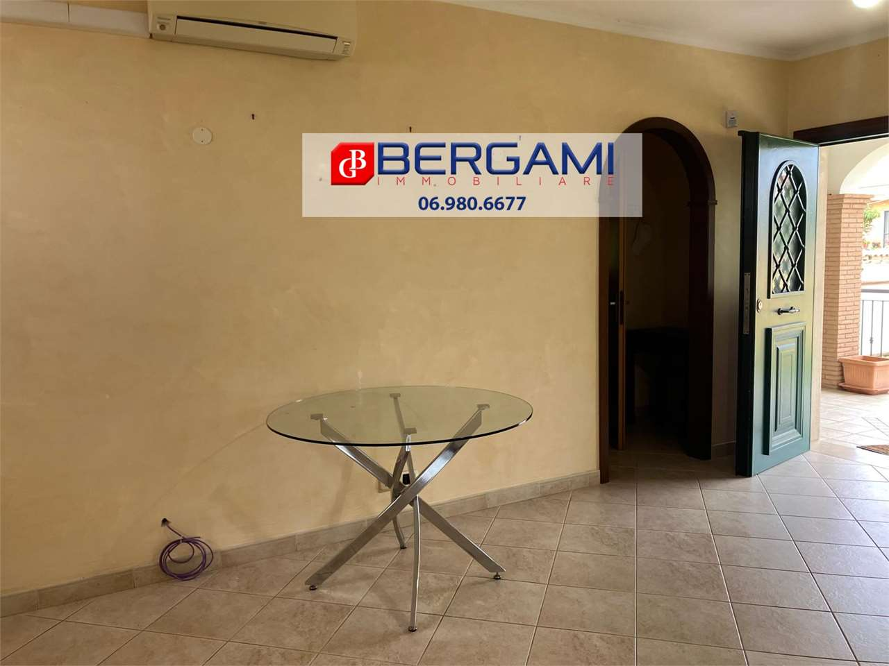 casa indipendente in vendita a Nettuno