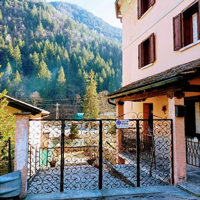 casa indipendente in vendita a Vanzone con San Carlo in zona San Carlo