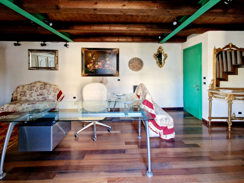 immagine annuncio 1 di 9