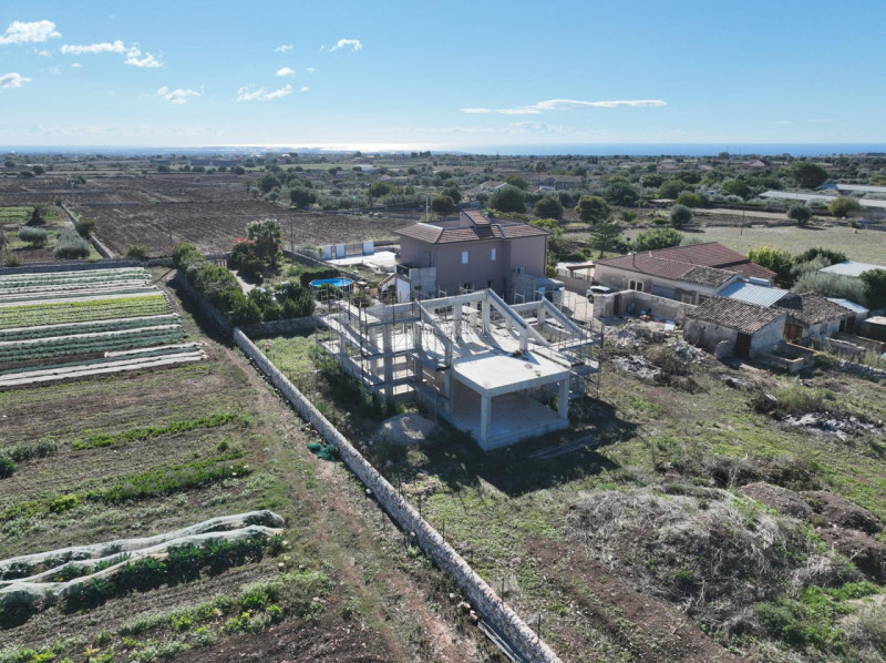 casa indipendente in vendita a Modica in zona Sacro Cuore
