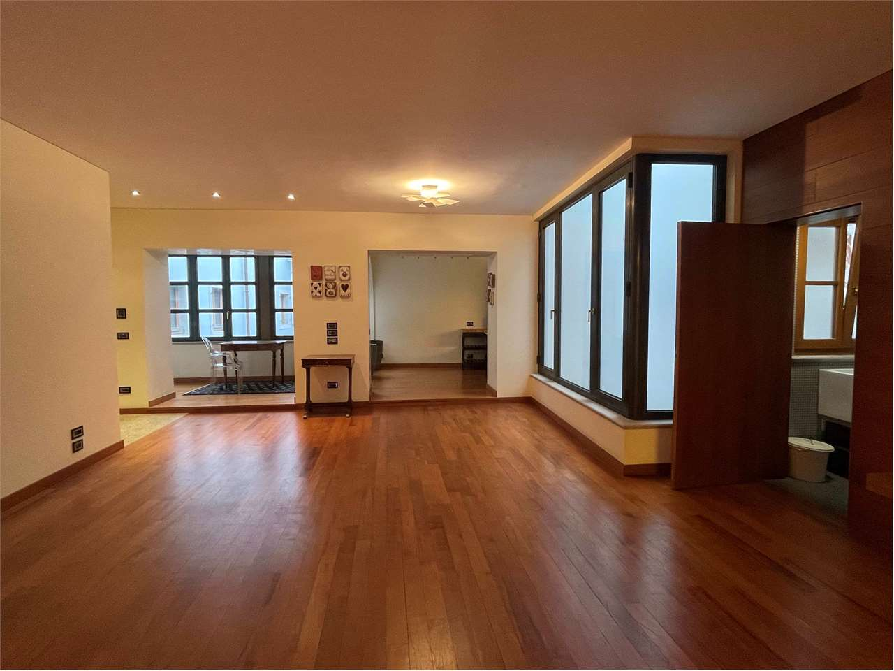 appartamento in vendita a Trieste in zona Città Vecchia