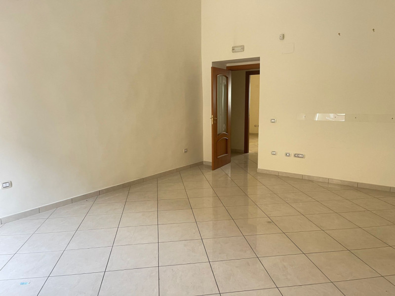 appartamento in vendita a Napoli in zona Vicaria