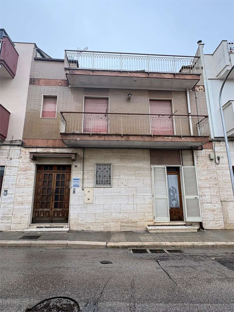 casa indipendente in vendita a Canosa di Puglia