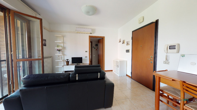 appartamento in affitto a Milano in zona Lorenteggio