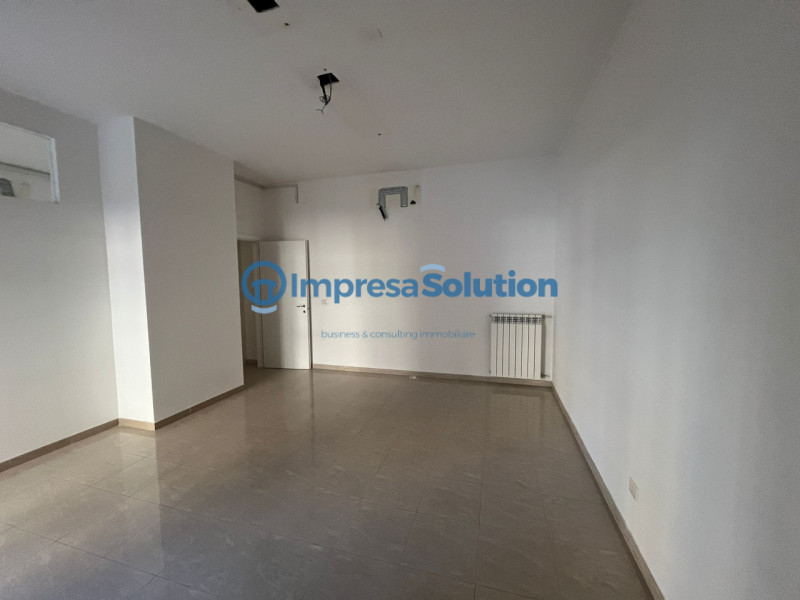 appartamento in vendita a Napoli in zona Mercato