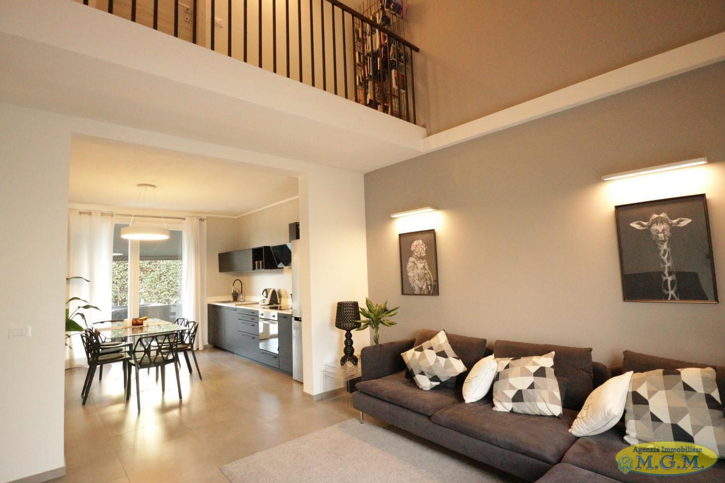 casa indipendente in vendita a Pontedera