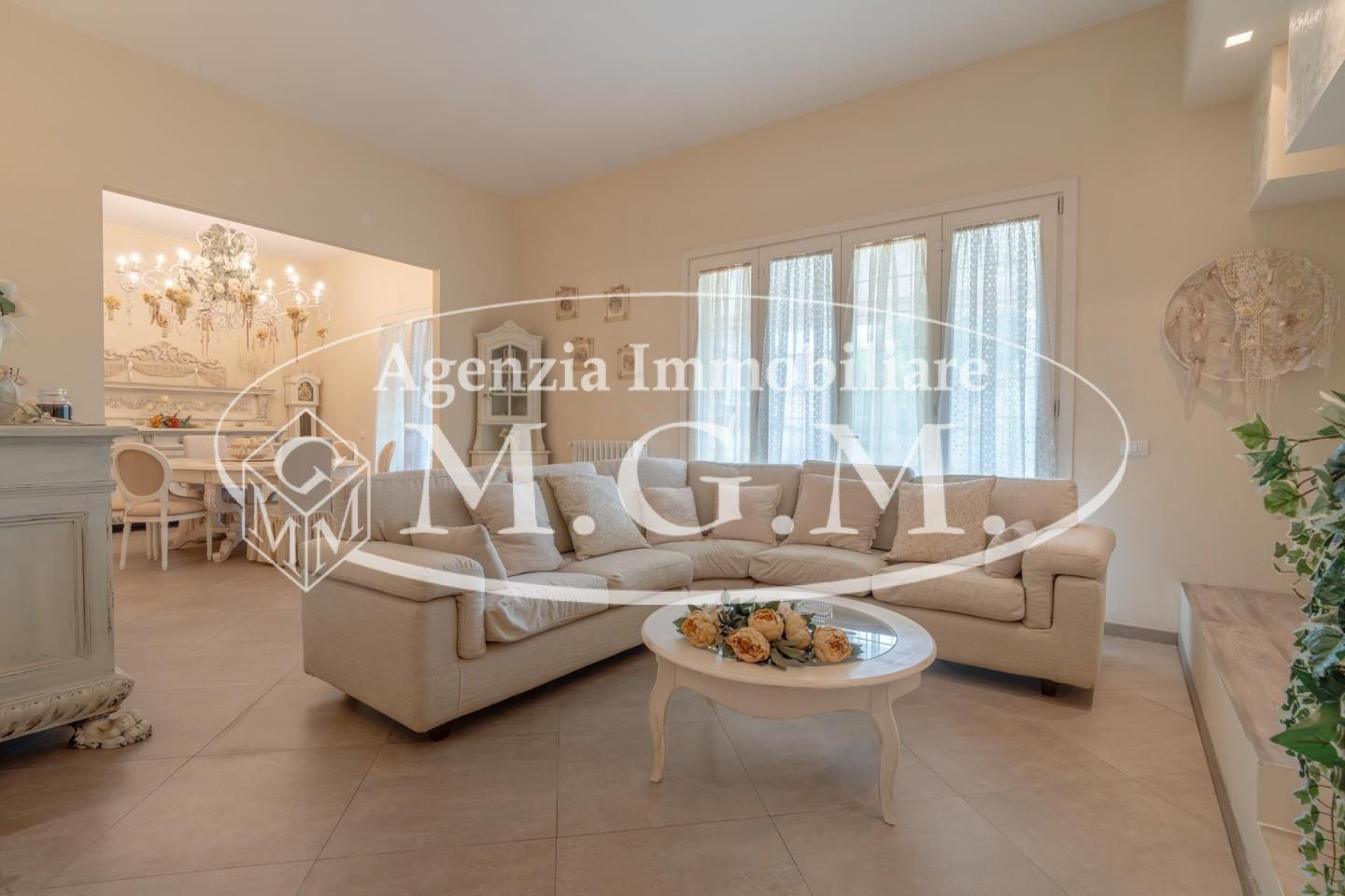 casa indipendente in vendita a Ponsacco