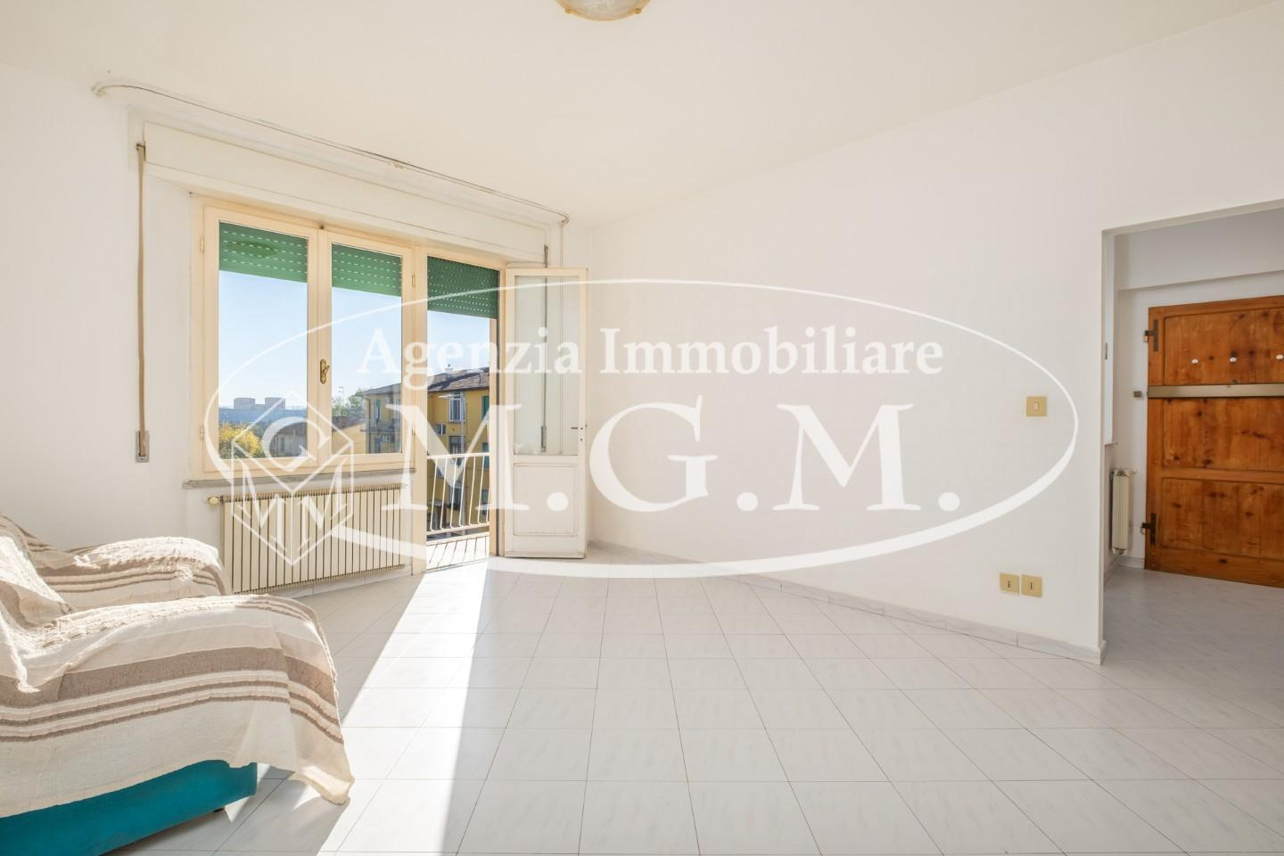 appartamento in vendita a Pontedera in zona Le Cantine