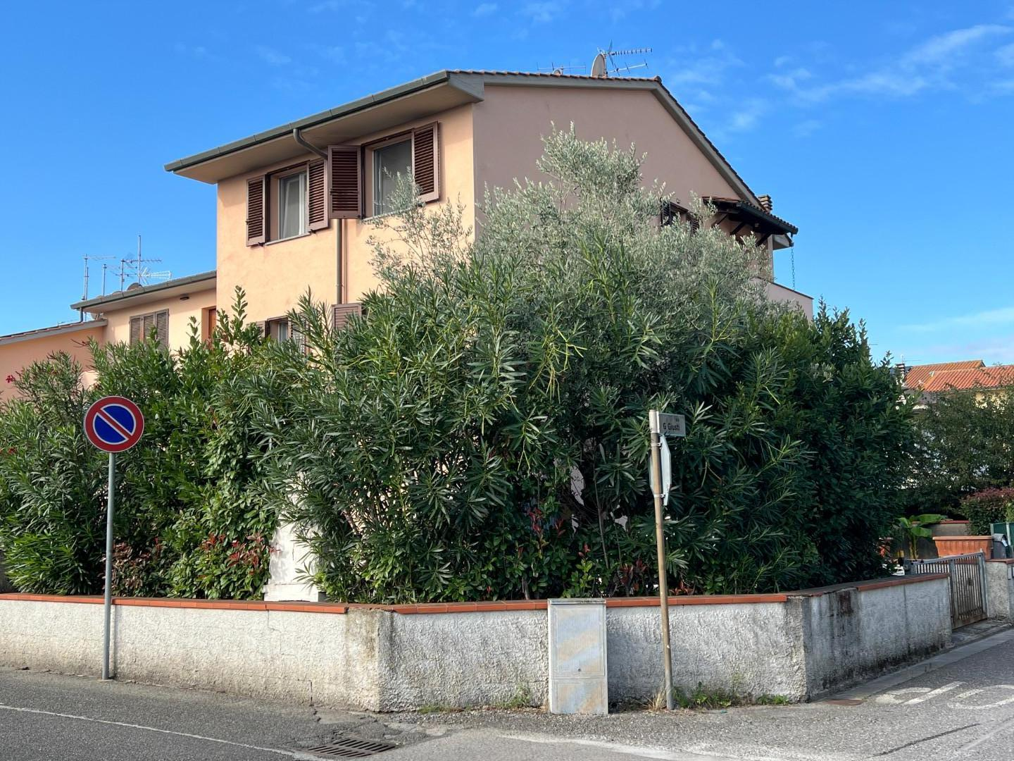 appartamento in vendita a Calcinaia in zona Fornacette