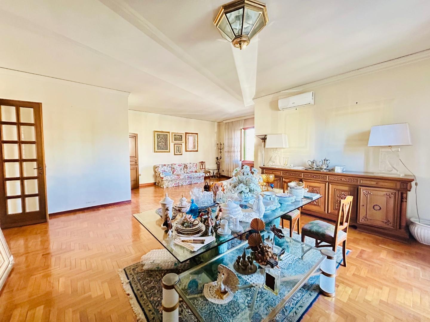 casa indipendente in vendita ad Empoli in zona Avane