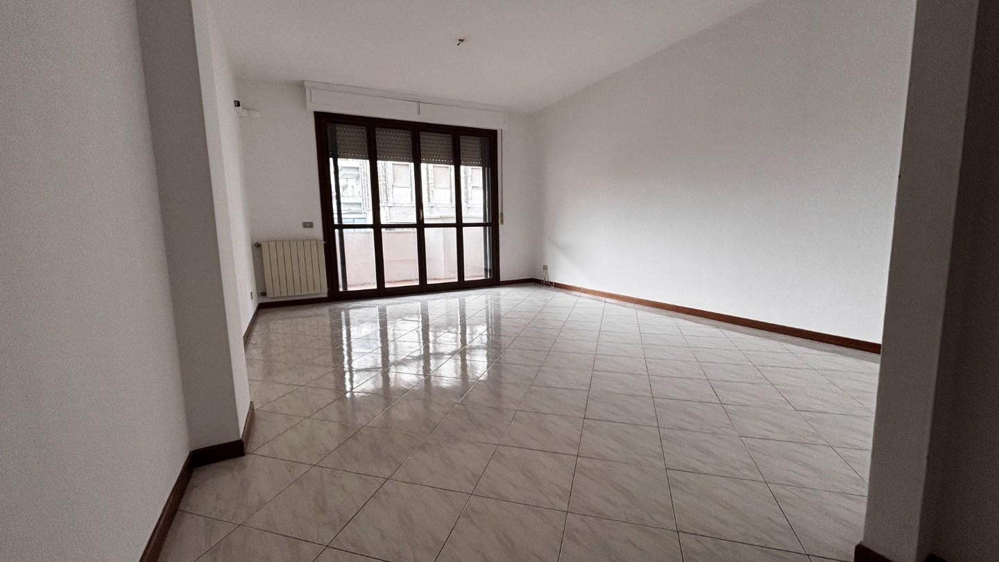 appartamento in vendita a Cascina in zona Marciana