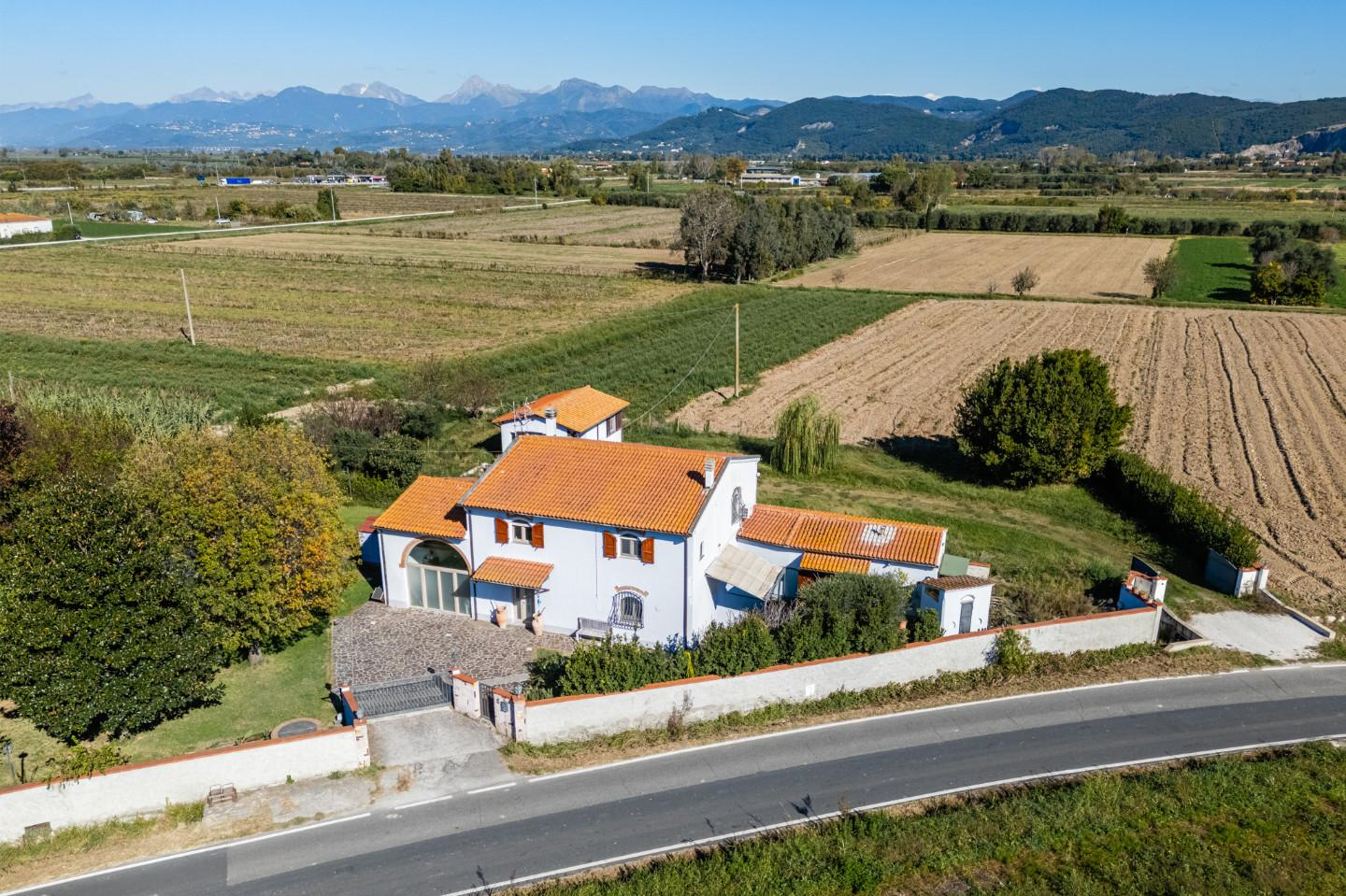 casa semindipendente in vendita a Vecchiano in zona Nodica
