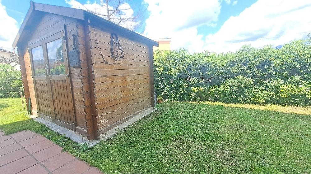 casa indipendente in vendita a Cascina in zona Navacchio
