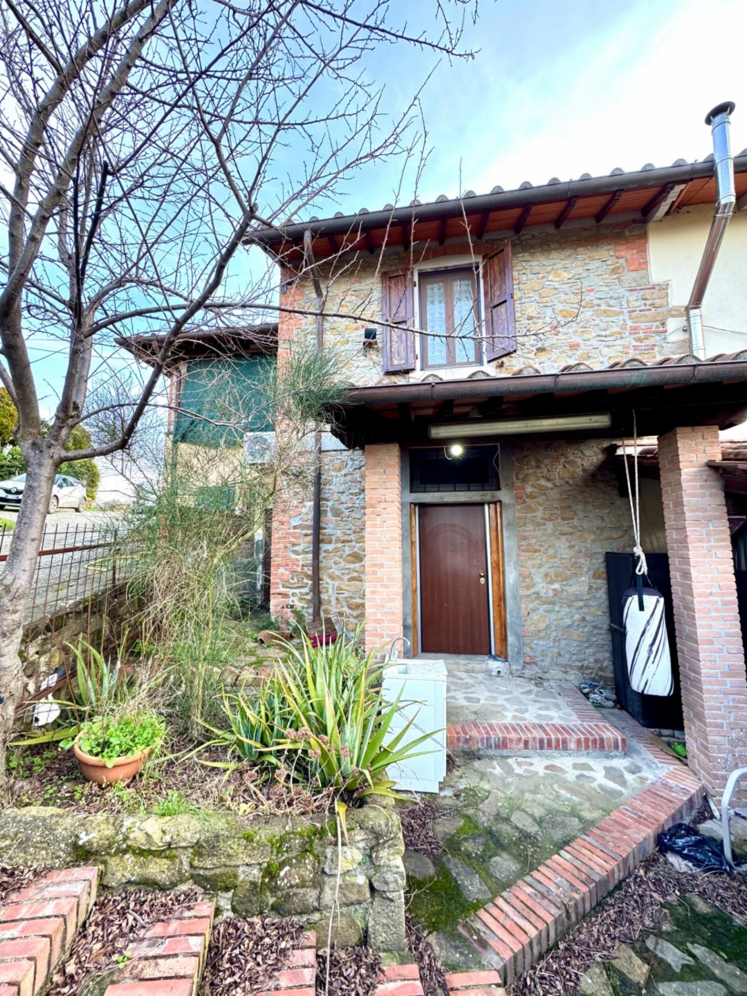 casale in vendita a Capraia e Limite in zona Limite sull' Arno