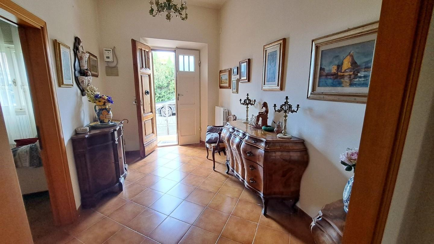 casa indipendente in vendita a Rosignano Marittimo in zona Rosignano Solvay