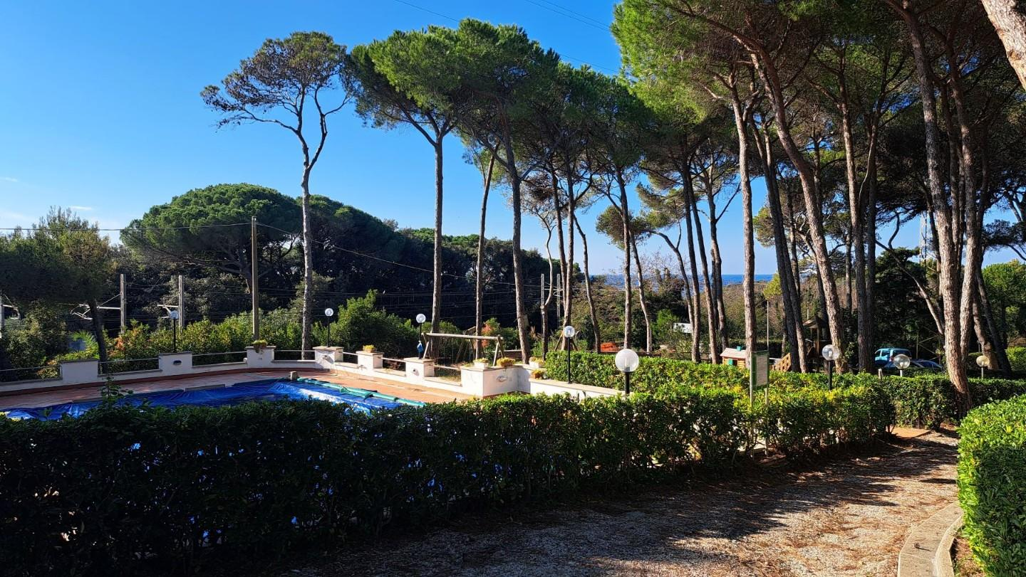 appartamento in vendita a Rosignano Marittimo in zona Castiglioncello