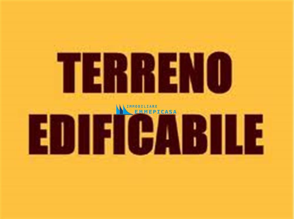 terreno edificabile in vendita a Montignoso in zona Renella