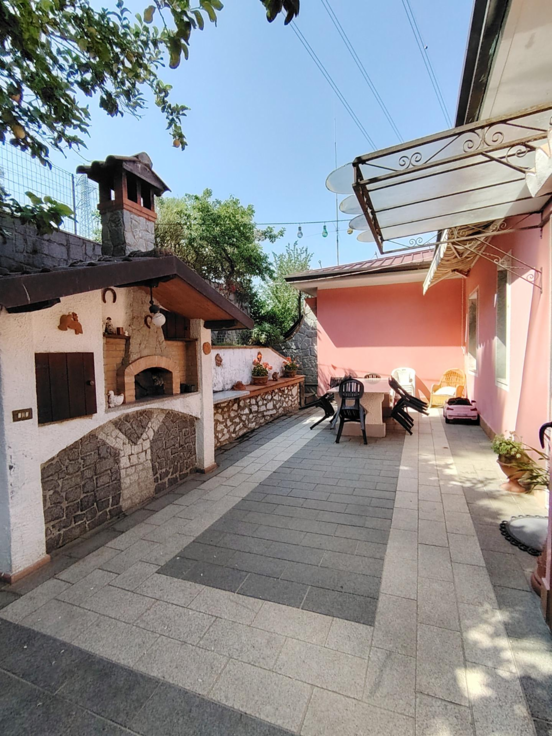 casa semindipendente in vendita a Carrara in zona Centro Città