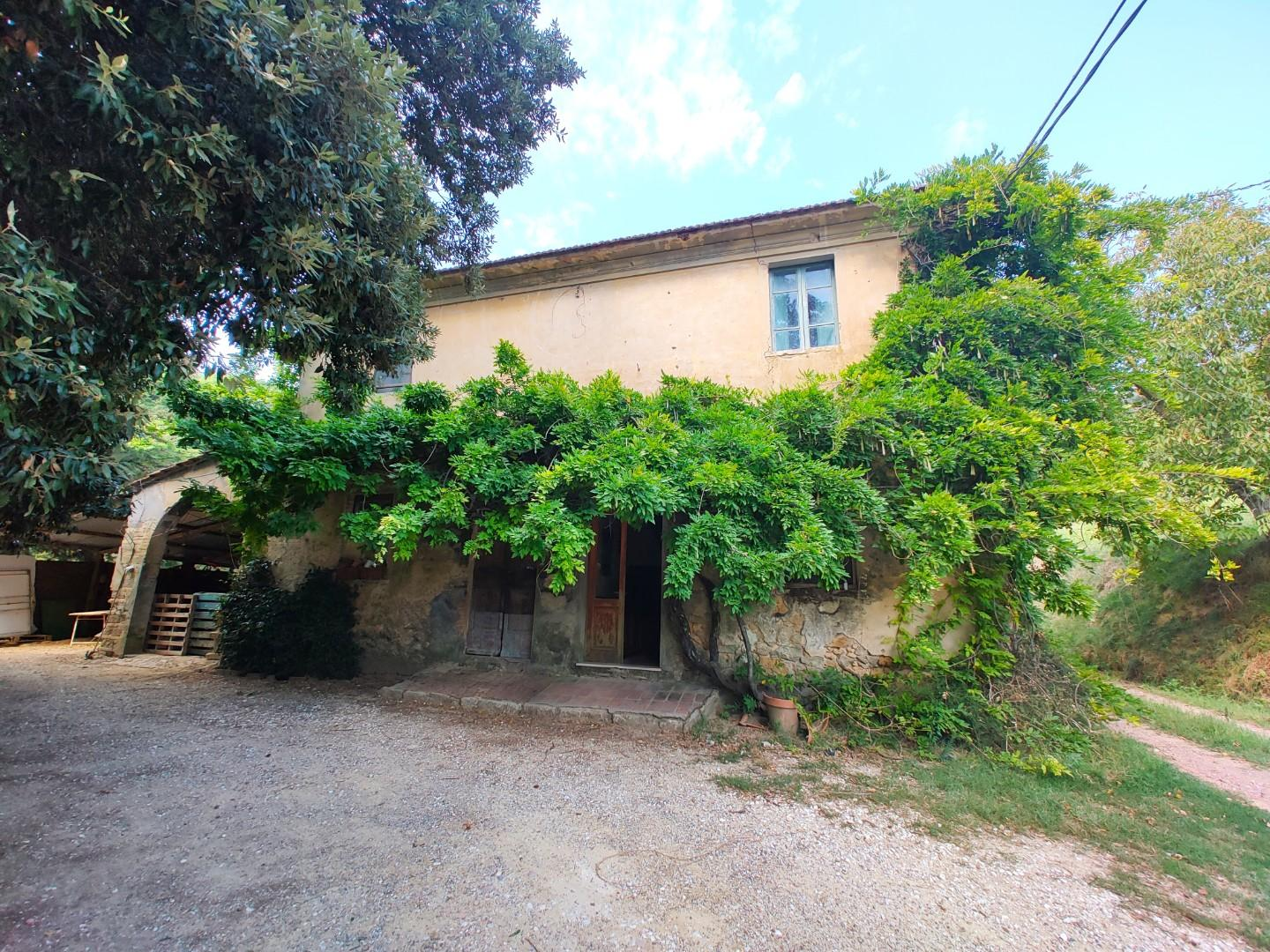 casa indipendente in vendita a Casciana Terme Lari in zona Lari