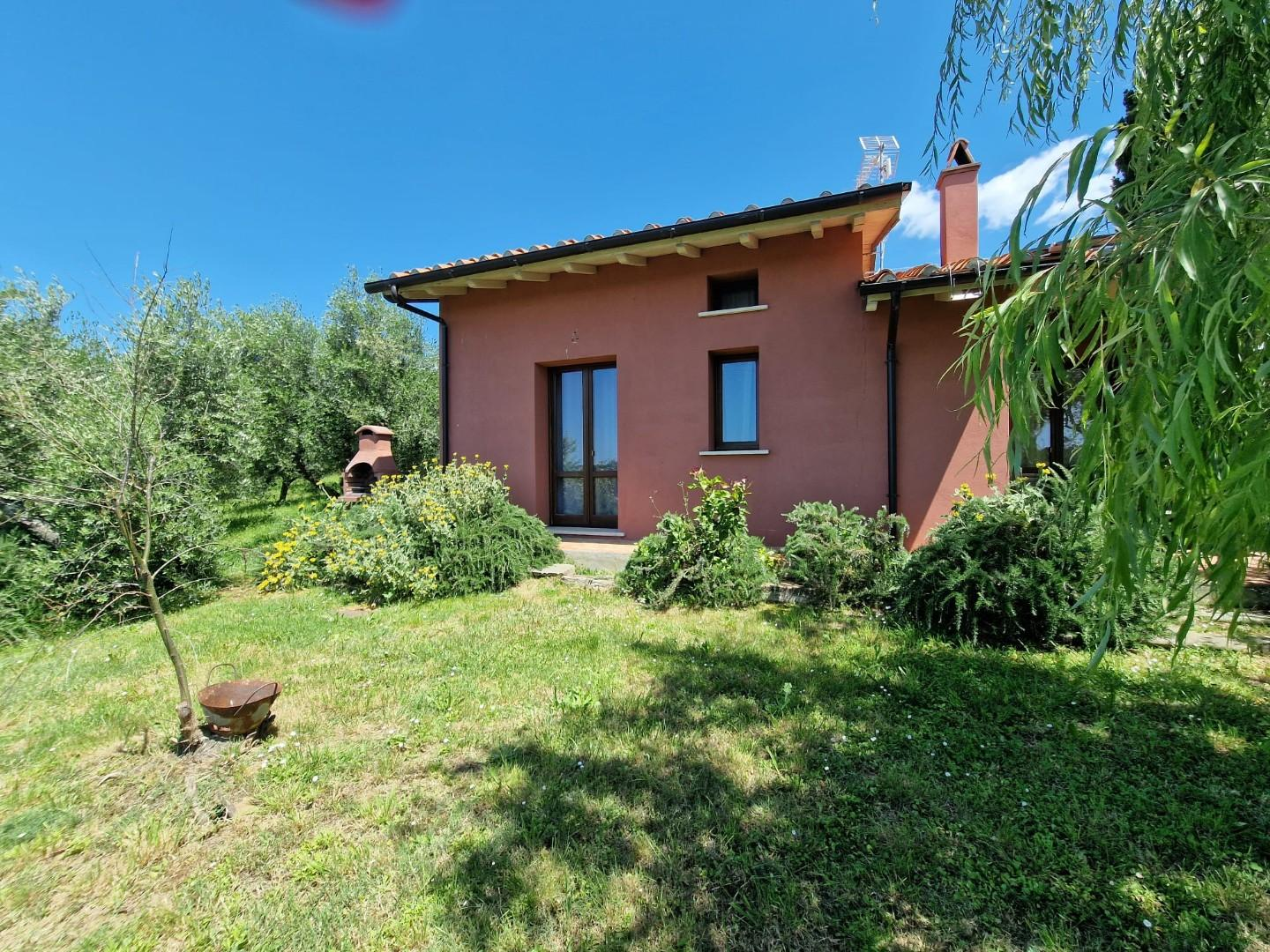 casa indipendente in vendita a Casciana Terme Lari in zona Lari