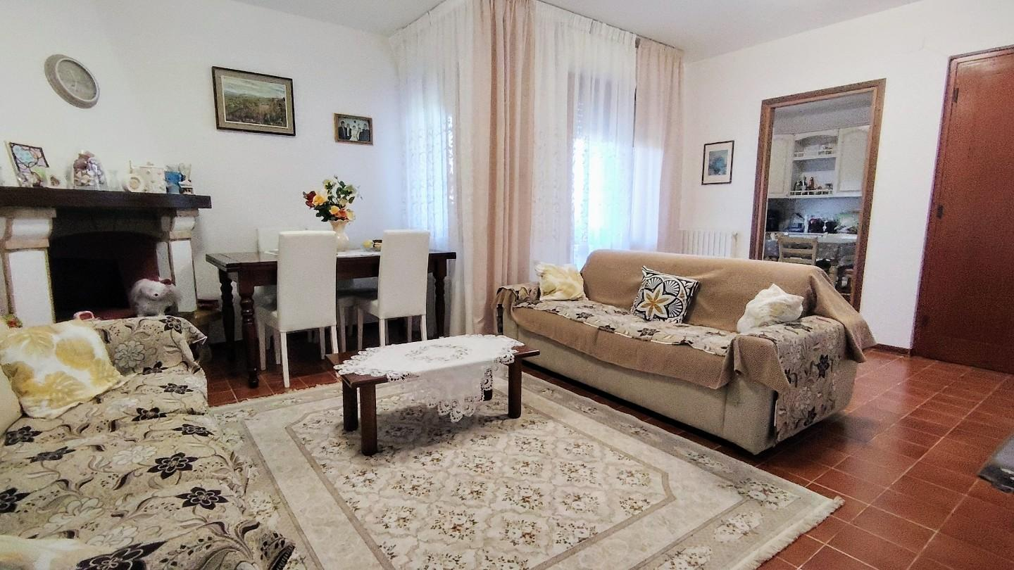 appartamento in vendita a Casciana Terme Lari in zona Perignano