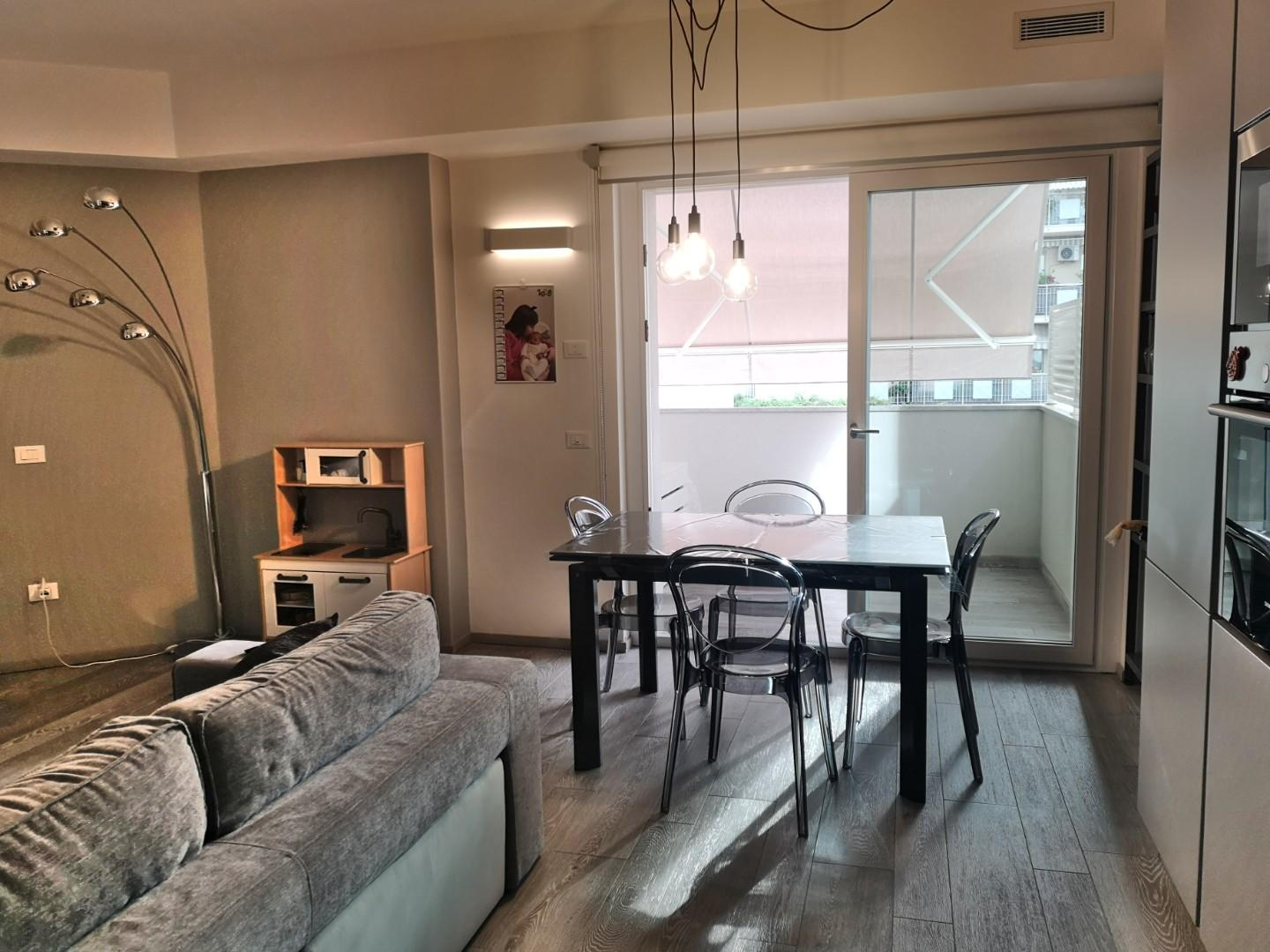 appartamento in vendita a Massa in zona Centro Storico