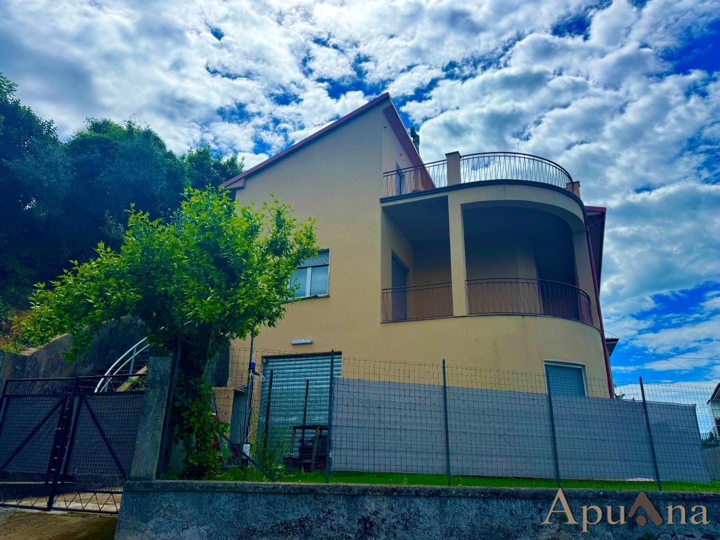 casa indipendente in vendita ad Arcola