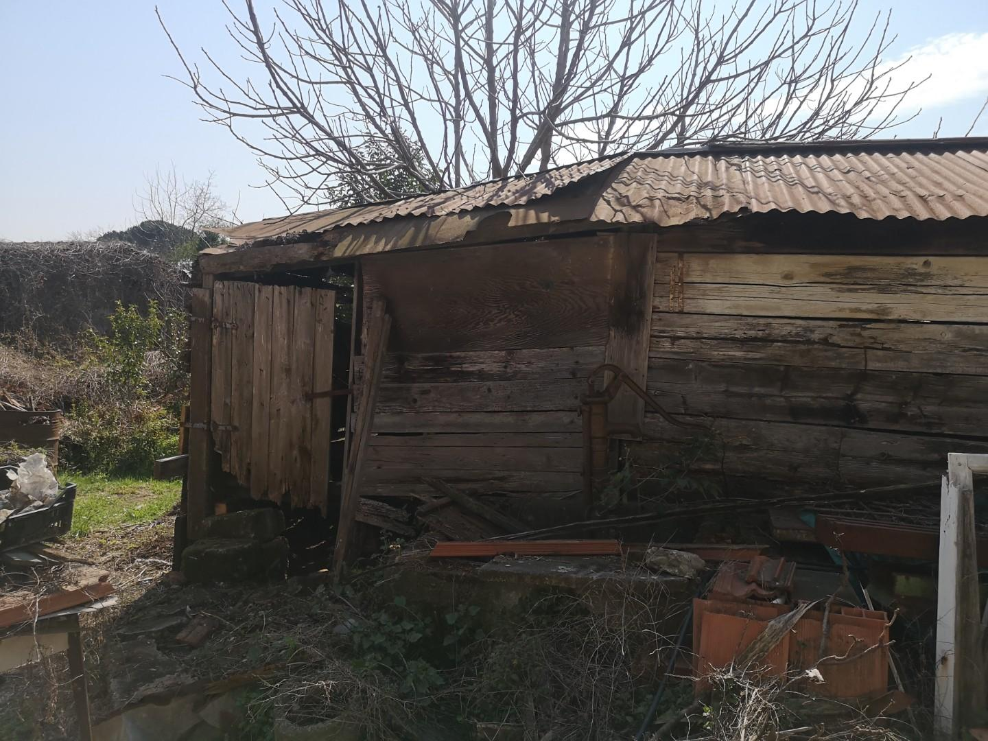 casa indipendente in vendita ad Ameglia in zona Bocca di Magra