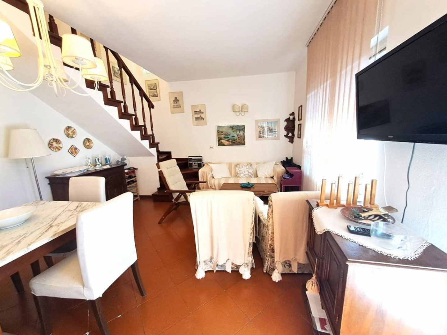 casa indipendente in vendita a Massa in zona Marina di Massa