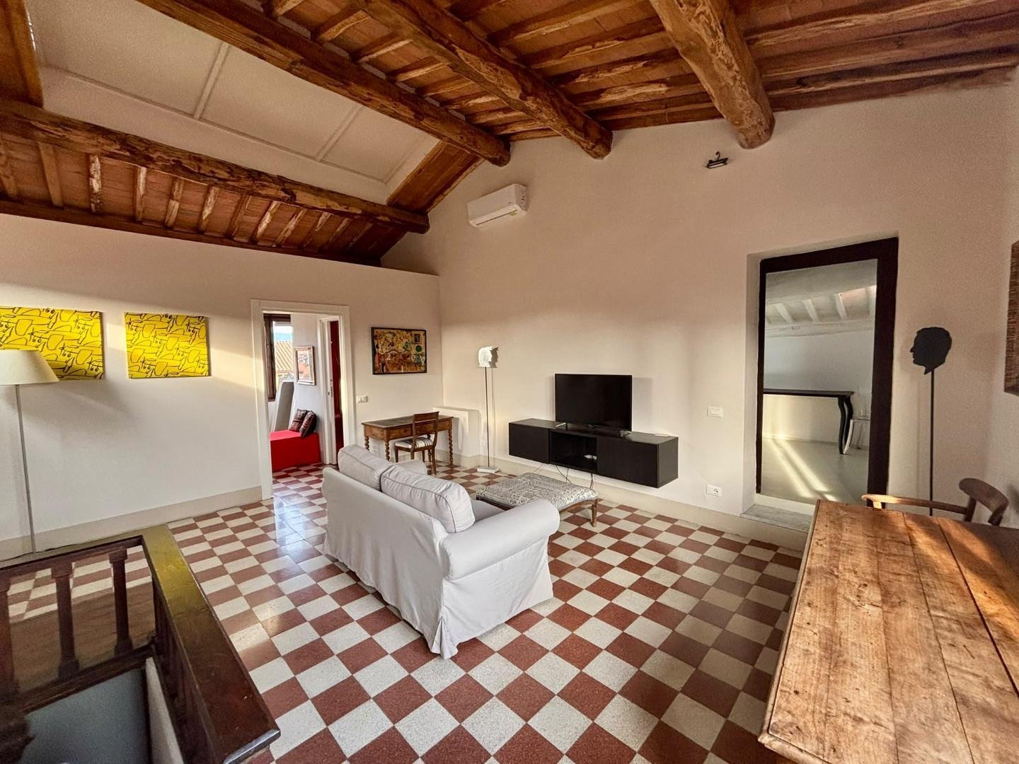 appartamento in affitto a Lucca in zona Centro Città