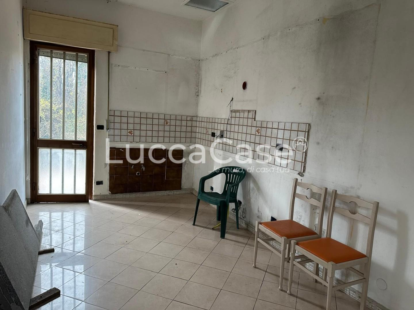 casa indipendente in vendita a Barga in zona Ponte all'Ania