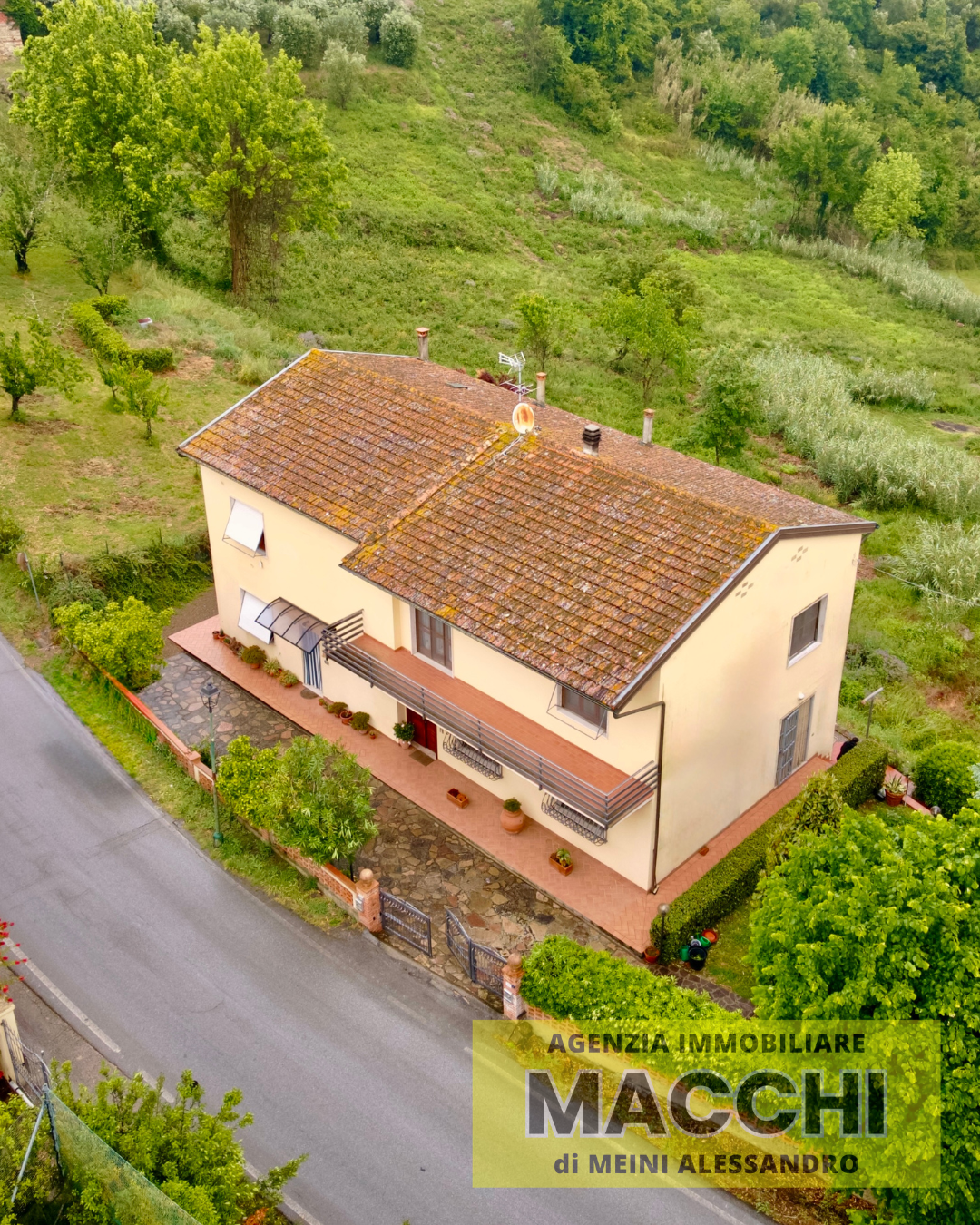 casa indipendente in vendita a Casciana Terme Lari in zona Cevoli